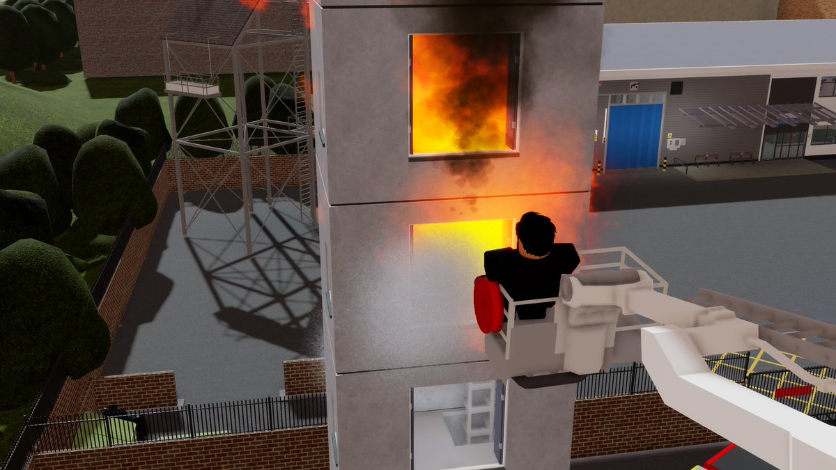 ModRoblox's tweet image. 🇬🇧🗣️This evening, the Duke of York visited the London Fire Brigade&apos;s Oxbridge Fire Station in Westbridge.

During the visit, His Royal Highness spoke with the essential firefighters at the station and took part in some example training exercises alongside the crew.