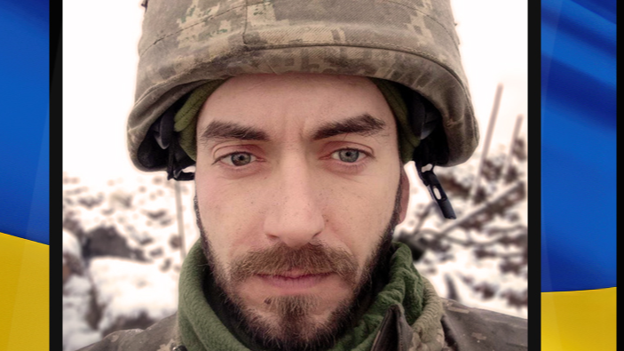 «На щиті» повертається у рідне місто  34-річний ковельчанин Роман Степашук, який понад рік вважався зниклим безвісти.
Його життя обірвалося 2 квітня 2024 року поблизу населеного пункту Берестове Бахмутського району на Донеччині.