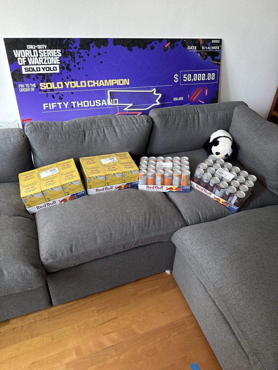 Nickool's tweet image. Shoutout @RedBullCanada @redbullgaming for the absolute summer hook up