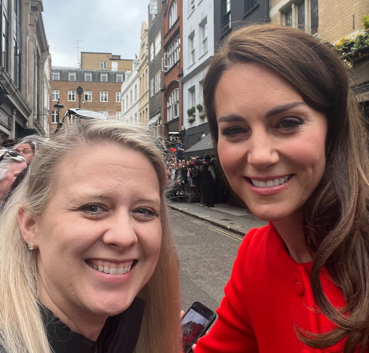 ma’am you have bigger fish to fry than Meghan Markle like the fact your brows haven’t been seen since the Blair years, that your lips are thinner than Prince William’s hairline and you’ve got gums that could’ve started their own colonial empire 😶