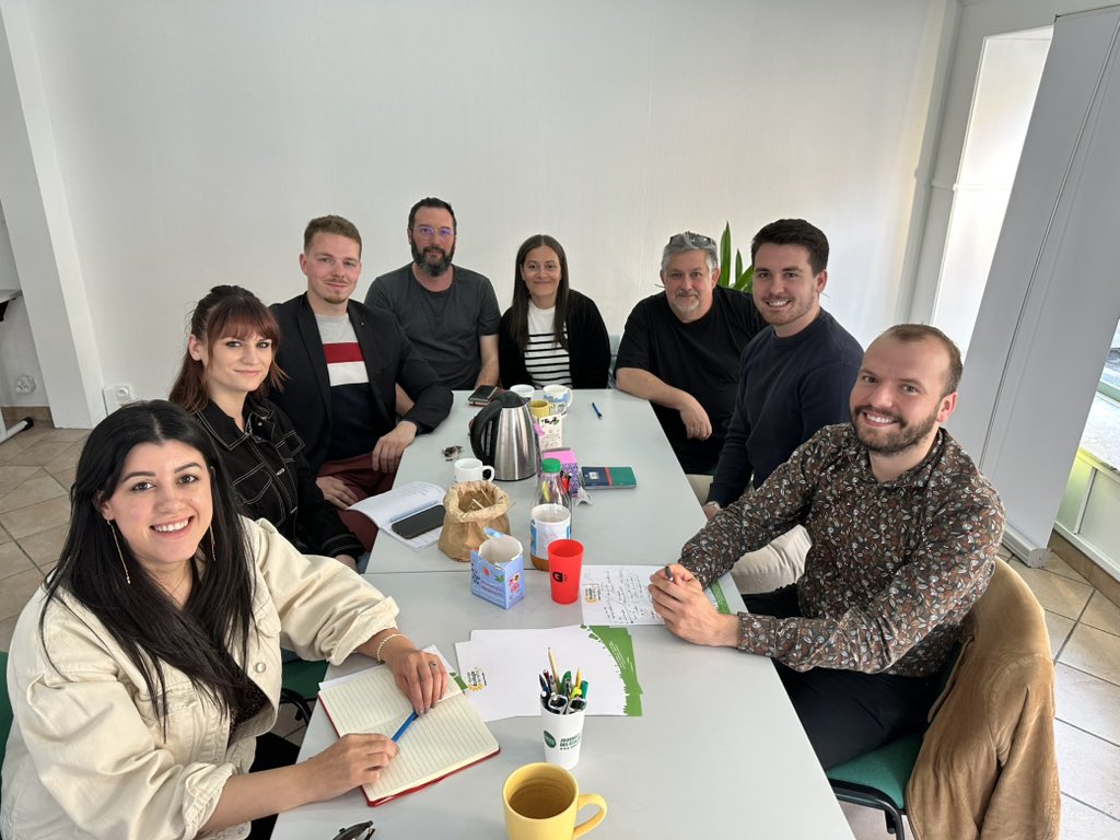 Nos discussions sur l’union de la gauche continuent encore aujourd’hui avec La France Insoumise #LFI #NFP 

Étape par étape nous construisons l’avenir à gauche pour #amiens2026 🗳️