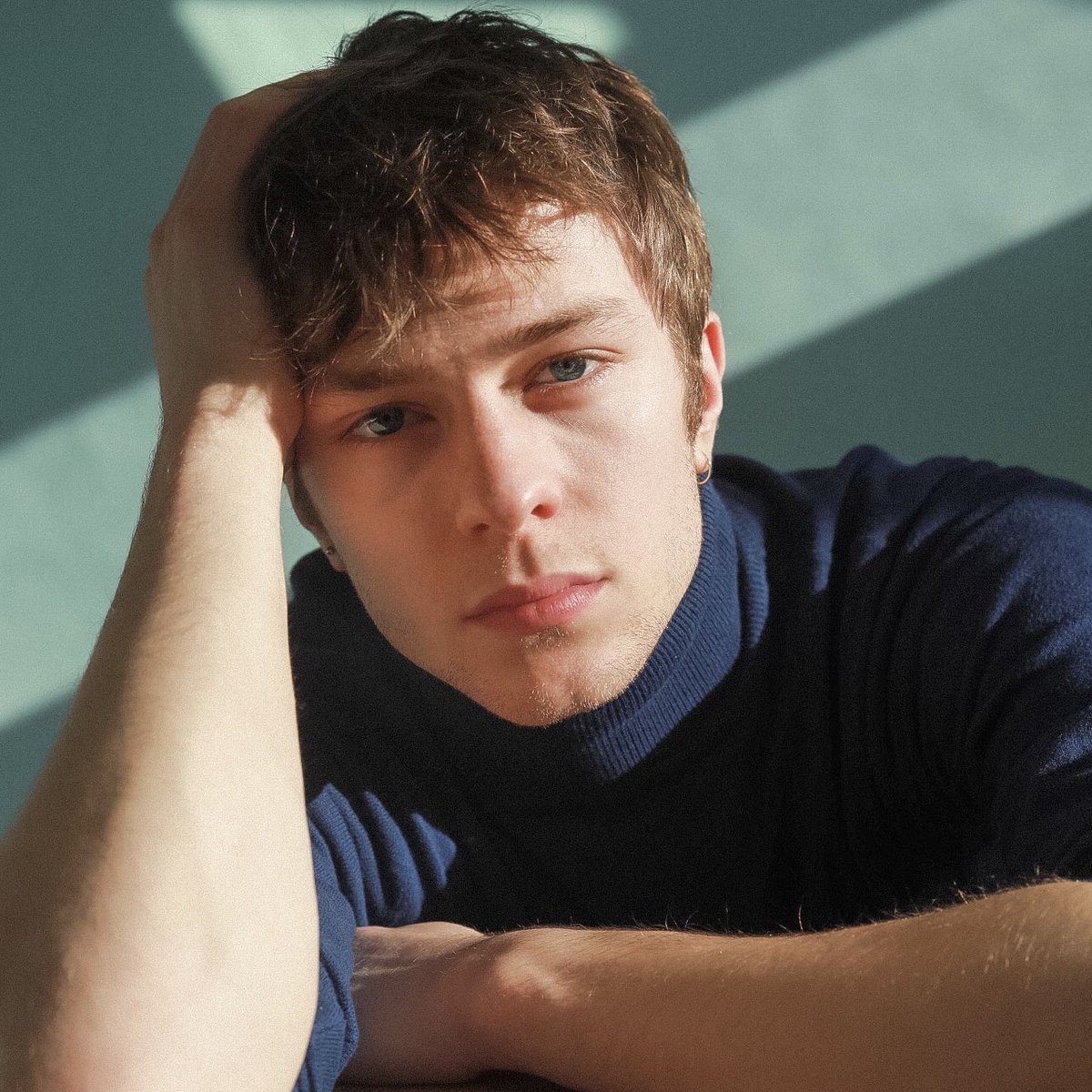 scarletwnews's tweet image. 🚨 Ruaridh Mollica is reportedly set to play Tommy Maximoff in the #WandaVision spin-off series “VISION QUEST”! 🤖
(via DanielRPK)