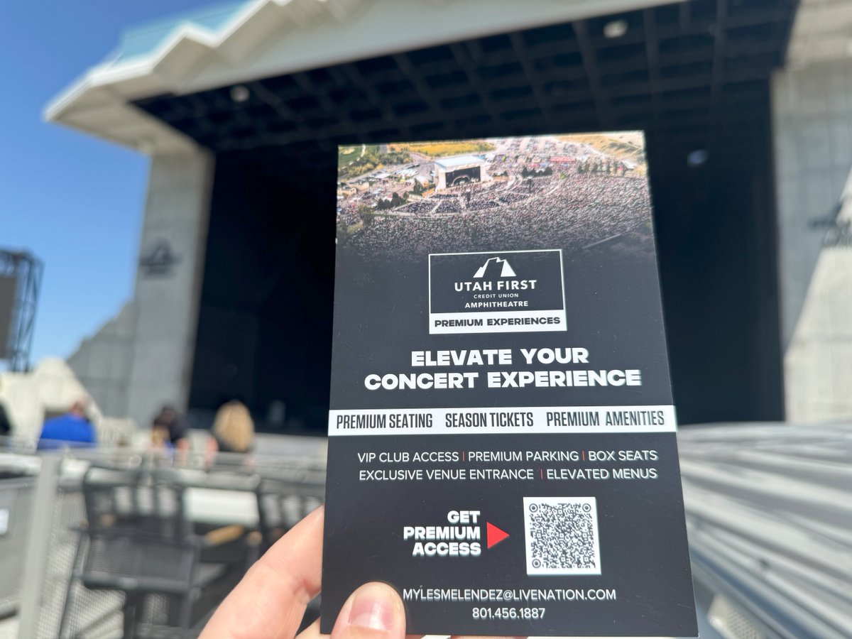 saltlakechamber's tweet image. Yesterday, the Salt Lake Chamber’s President’s Ambassadors attended the unveiling of the new premium concert seats at @UtahFirstAmp with a ribbon-cutting ceremony! These luxury boxes offer prime views for every show. 

#PremiumExperiences #PremiumSeating #ElevatedExperiences