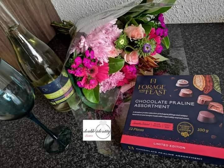 DI__Events's tweet image. Great news! You can now add a luxurious perfume from The Perfume Co Africa to any of your gift orders from Double Identity Events gifting services. Because every gift deserves a perfect scent!

For Orders 📞
Gauteng branch 0766686640
Limpopo branch 0818163420