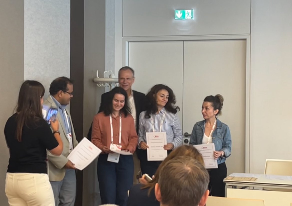 It is always a great pleasure to attend the NDT editorial meeting at #ERA25 and look at the last achievements of this outstanding European/International Nephrology journal, led by <a href="/hjanders_hans/">Hans-Joachim Anders</a> and eminent editors!
Congrats to the new group of editorial fellows👏🏻