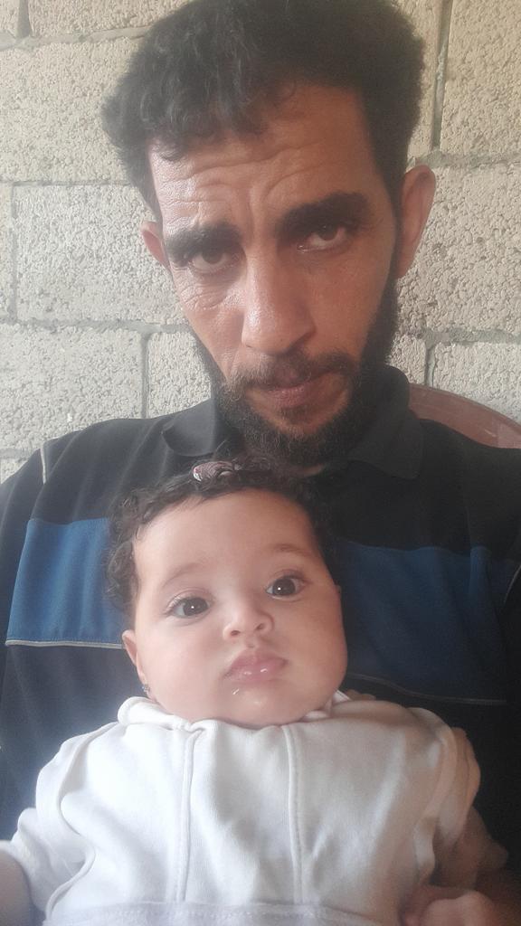 Noor_daood0's tweet photo. Do NOT skip! 
Donate, share and quote as many people as possible
We die of hunger every day 
https://t.co/5cExYanAAf https://t.co/4o81LDcwvH