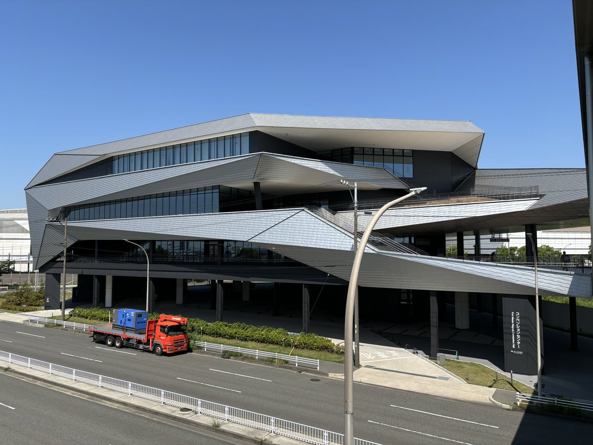 本日はポートメッセなごやのコンベンションセンターにて出展者説明会を開催します！
いい天気！