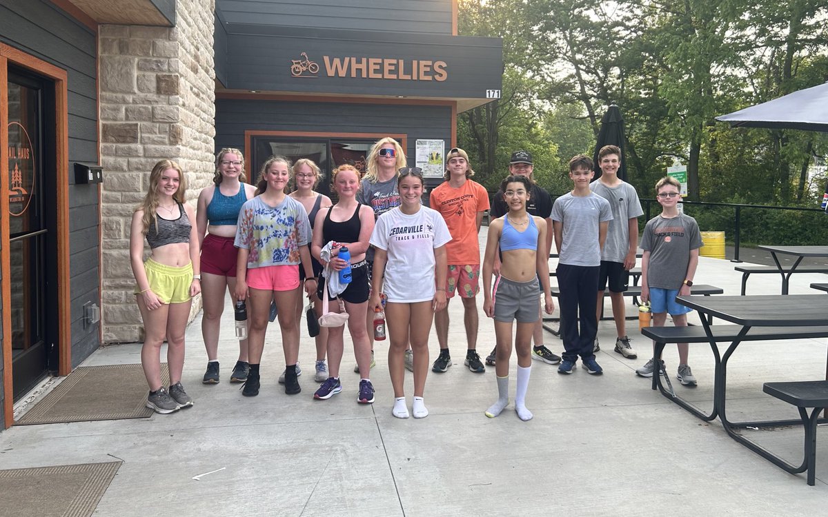 WHSCaneAD's tweet image. MS and HS Cross Country kicked off Summer Conditioning on Global Running Day.
The next Open Run will be on Saturday morning at 8:30 starting at Wheelies on Mulberry.