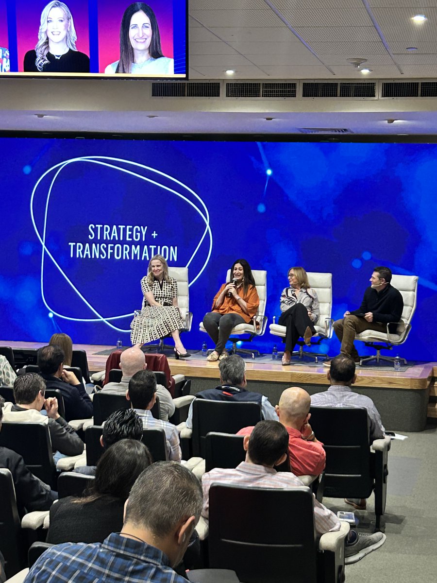 p_santilli's tweet image. This week in Mexico City, I had the incredible honor of joining Dr. Athina Kanioura and Becky Schmitt on stage to talk about how Strategy and Transformation, coupled with Talent, are leading the way — across strategy, digitalization, capabilities, and career development. 

From…