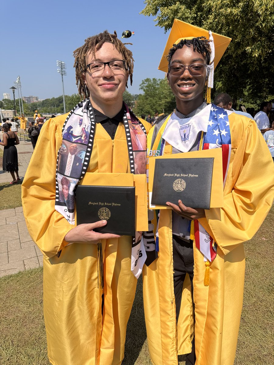 Terri Moses tweet media