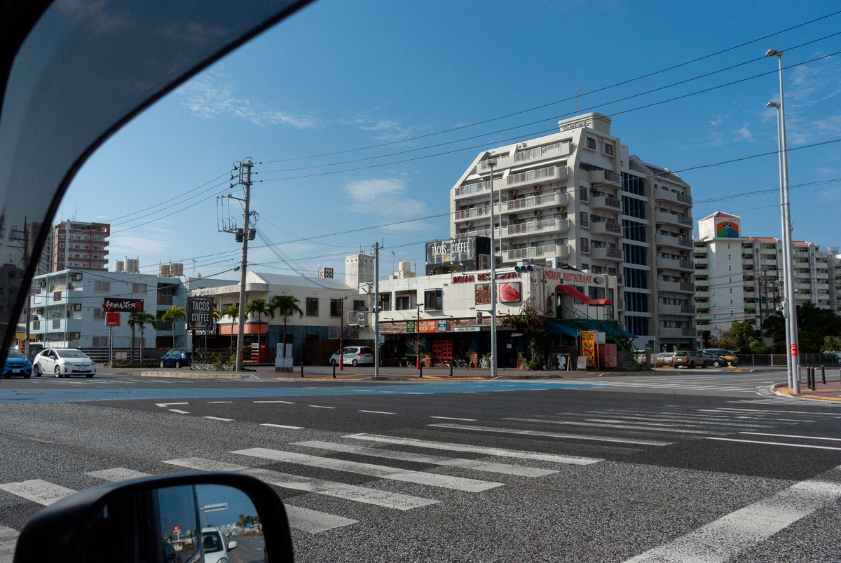 higastore's tweet photo. PENTAX K200Dと歩くOKINAWA.

2024年3月ごろ。
国道58号線沿いと沖縄方面。

#k200d #pentax #島さんぽ #沖縄 #okinawa #島の景色 #沖縄市 #北谷 #chatan #サンシー #yellowbox #家具 #スターバックス #Starbucks #ミリオン #ローソン #ファミマ https://t.co/nj10MscHtA