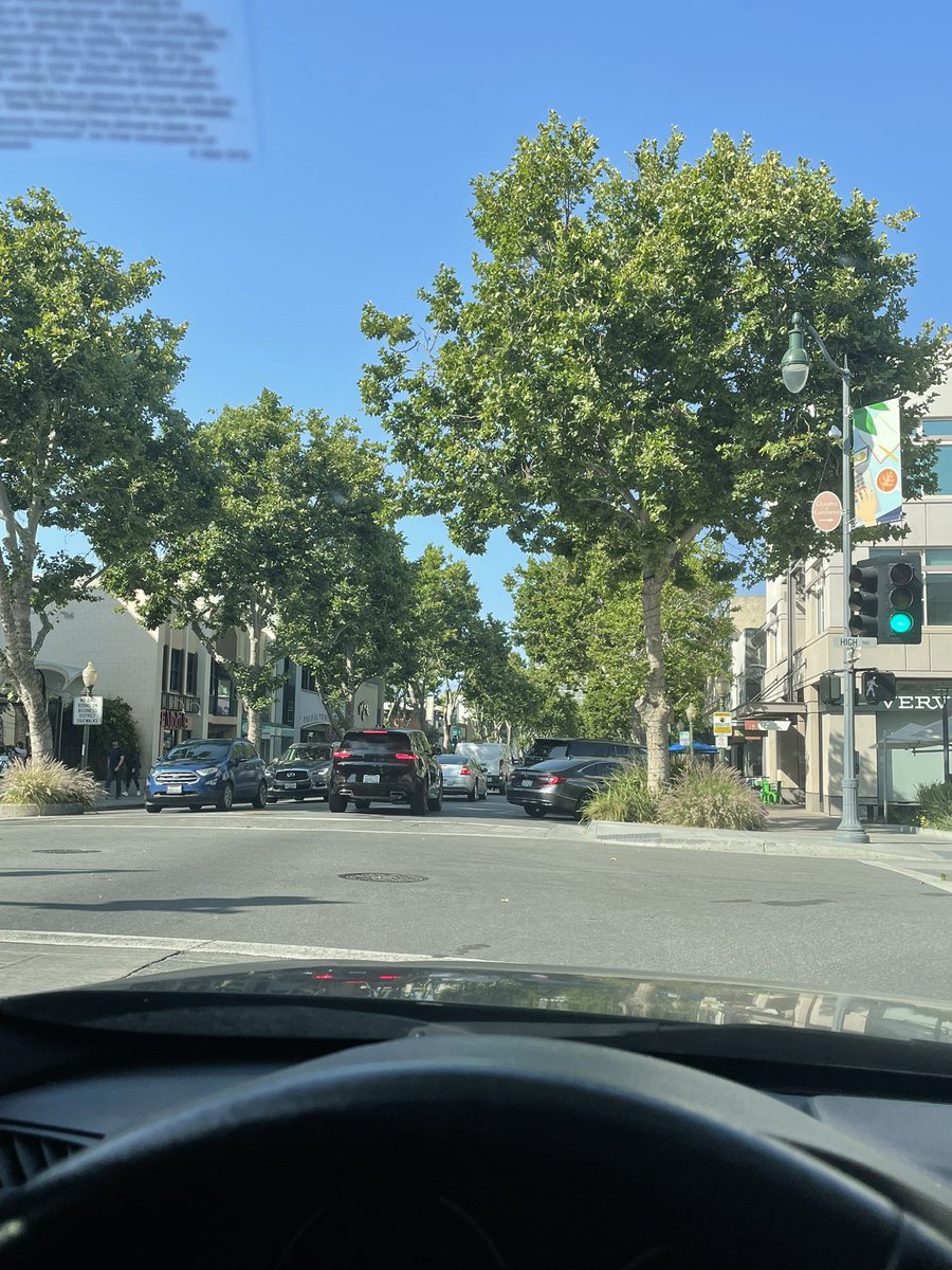 nomanxal's tweet image. In Palo Alto for the evening.
Any place recommendations to work out of?