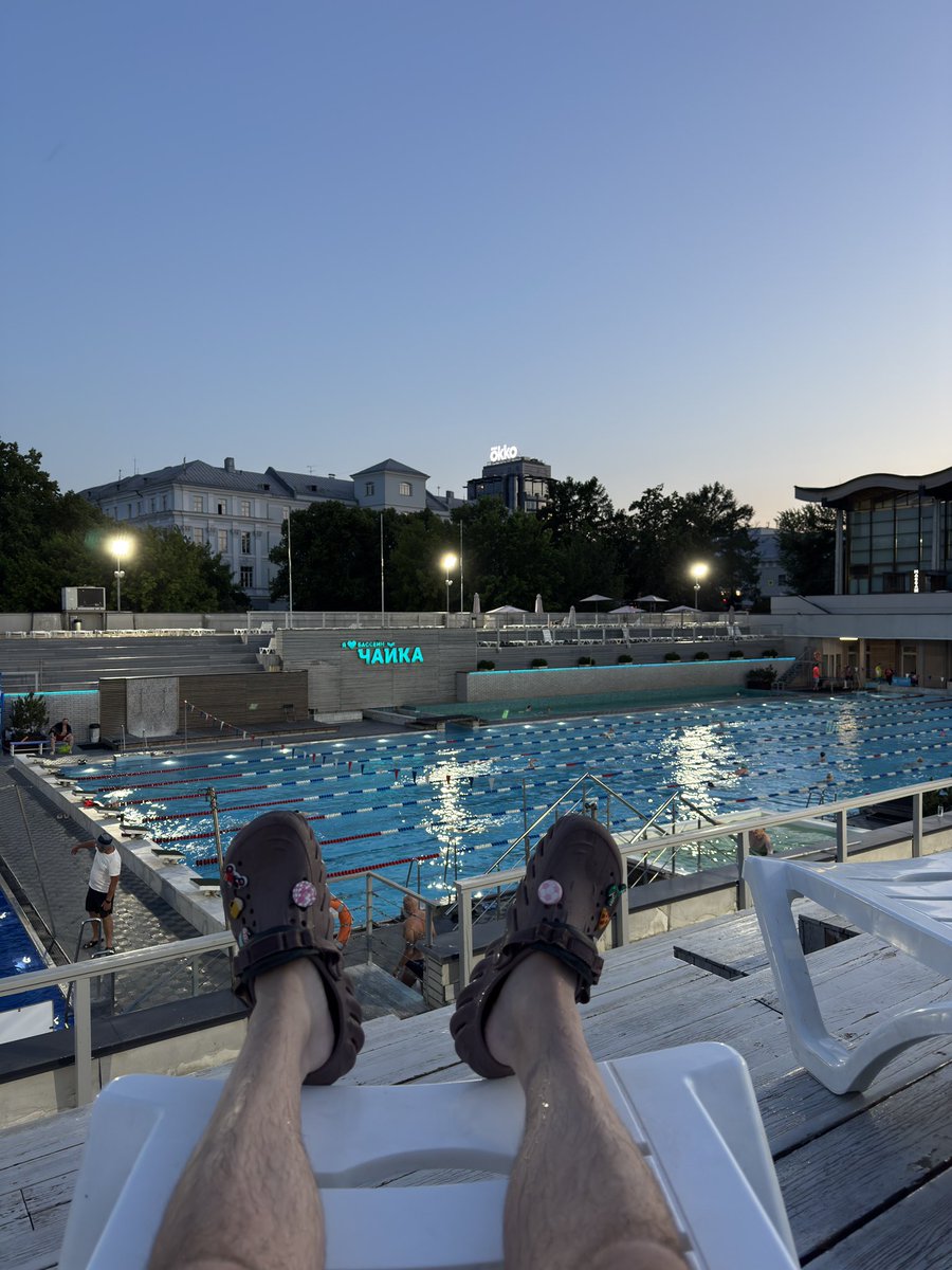 Плавал сегодня в бассике