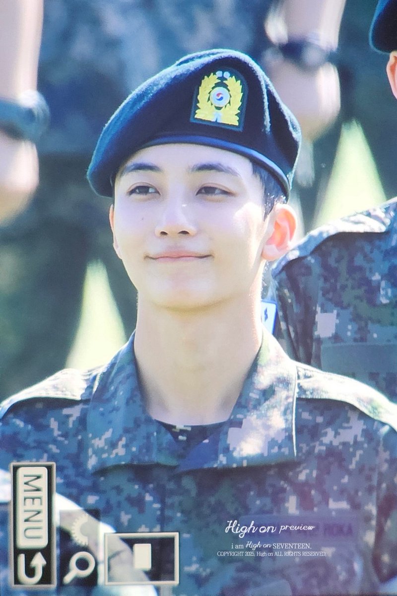 highon_svt's tweet photo. 250605 pre
🥺🥺 #정한 #JEONGHAN #윤정한 #세븐틴 #SEVENTEEN https://t.co/uU6W8xCtU1