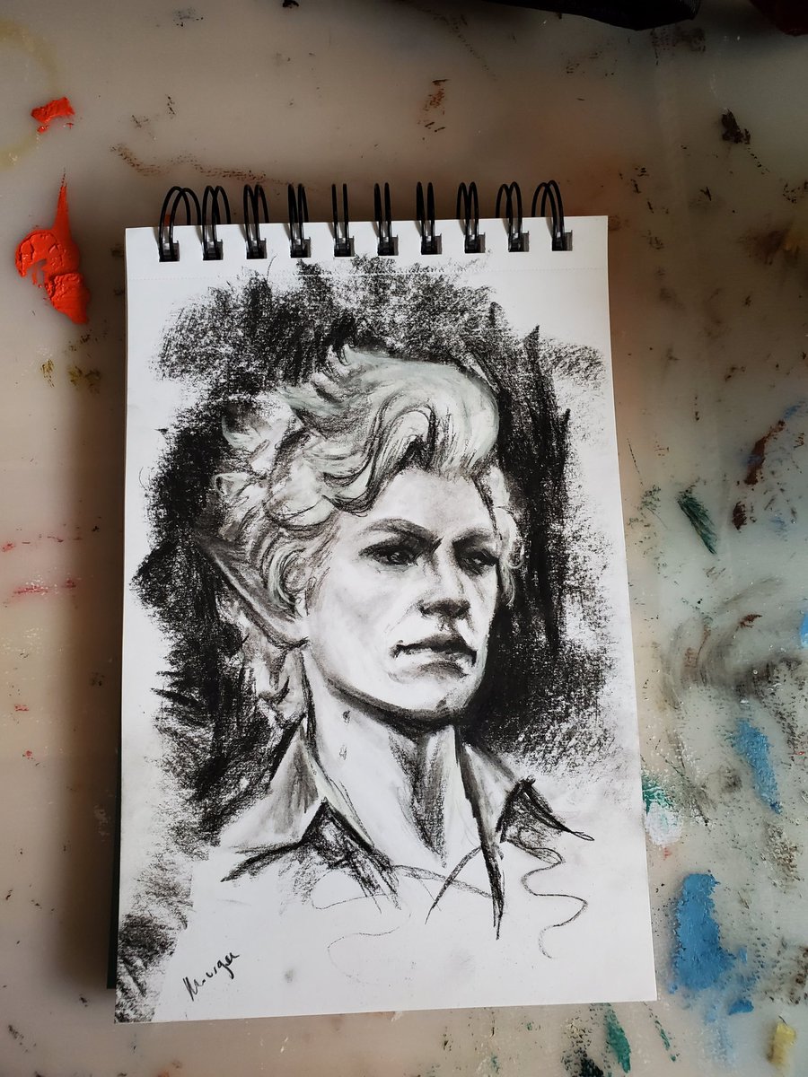 I have acquired charcoal, and am having fun :>