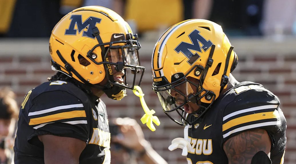 Thomas Dickerson (@thomas_d44) on Twitter photo I’ll be at Mizzou camp tommorow 6/5. Ready to go and compete! <a href="/CoachDrinkwitz/">Eliah Drinkwitz</a> <a href="/CoachDNic/">Derek Nicholson</a> <a href="/coreybatoon/">Corey Batoon</a> <a href="/FootballSpx/">SPX_Football</a> <a href="/elee_doubleace/">Elijah Lee</a> <a href="/bvanhauen1/">Coach Van Hauen ✝️</a> <a href="/Coach_Simone73/">Anthony Simone</a> I’ll be at Mizzou camp tommorow 6/5. Ready to go and compete! <a href="/CoachDrinkwitz/">Eliah Drinkwitz</a> <a href="/CoachDNic/">Derek Nicholson</a> <a href="/coreybatoon/">Corey Batoon</a> <a href="/FootballSpx/">SPX_Football</a> <a href="/elee_doubleace/">Elijah Lee</a> <a href="/bvanhauen1/">Coach Van Hauen ✝️</a> <a href="/Coach_Simone73/">Anthony Simone</a>