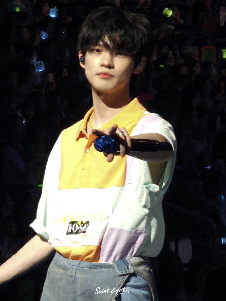 250524 fm

#천러 #辰乐  #CHENLE #NCTDREAM 
#NCTDREAM_FANMEETING_DREAMQUEST