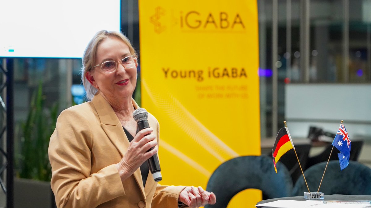 I met with German business leaders this week, to talk about how Queensland small businesses can plug into global industries like energy, medtech, and advanced manufacturing.

With more than 100 German companies already here, the Crisafulli LNP Government is turning global