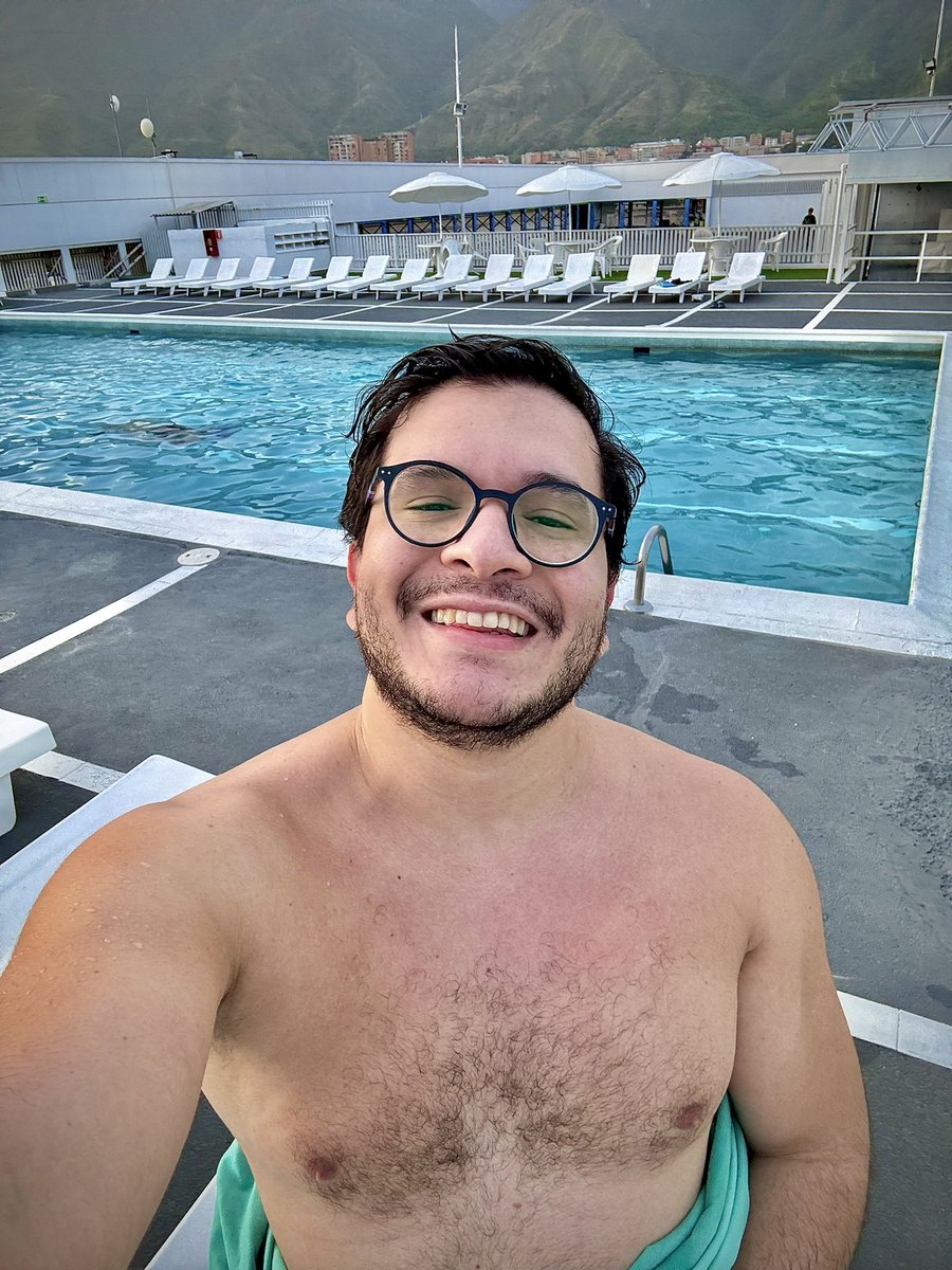 Andrés Tovar tweet media