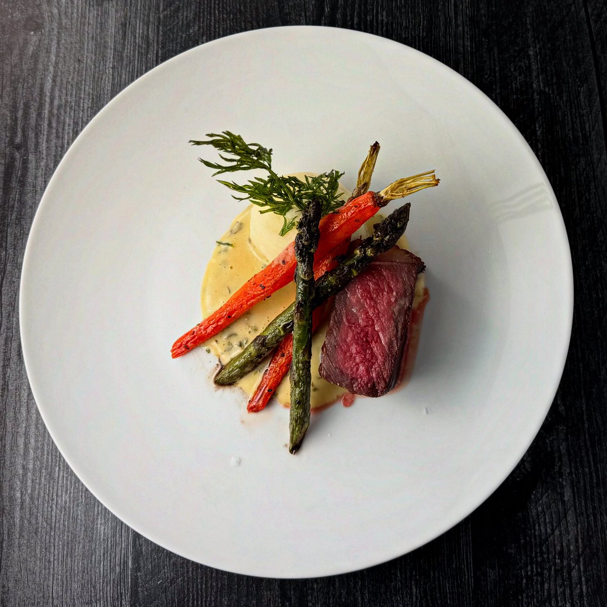Craig Tabor (@craigtabor_) on Twitter photo Dinner:
Dry brined Prime <a href="/BrandsenNate/">CertifiedAngus</a> NY Strip, whipped potatoes, buttered asparagus, peppered carrots, prosecco bearnaise w <a href="/BannerButter/">Banner Butter</a> fried carrot top. Dinner:
Dry brined Prime <a href="/BrandsenNate/">CertifiedAngus</a> NY Strip, whipped potatoes, buttered asparagus, peppered carrots, prosecco bearnaise w <a href="/BannerButter/">Banner Butter</a> fried carrot top.