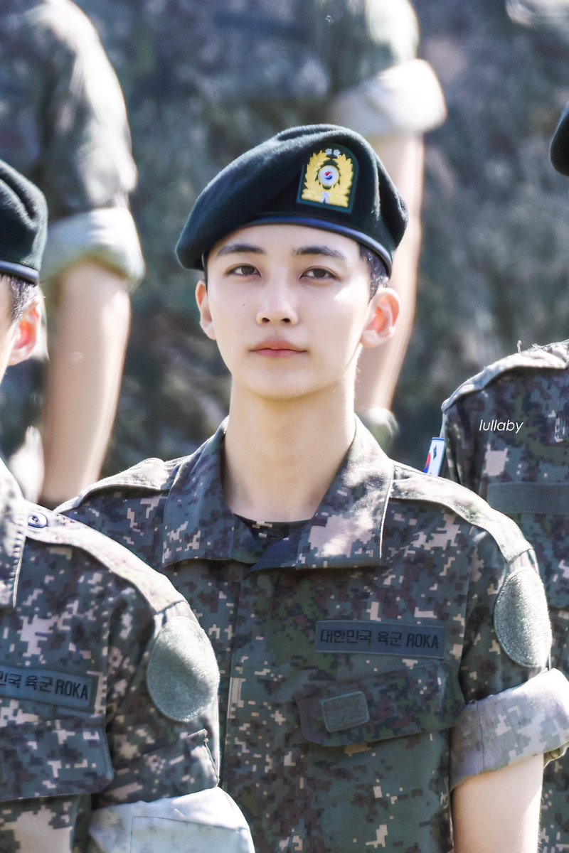 Kk_2bokK's tweet photo. 헤메받았을때보다 더 잘생긴거 뭐임 https://t.co/v2ZJaRlSWn