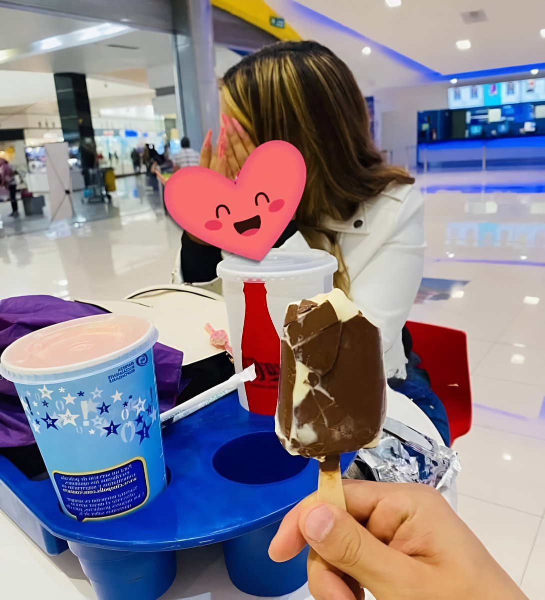 Así, porque la maestra es casada🤭