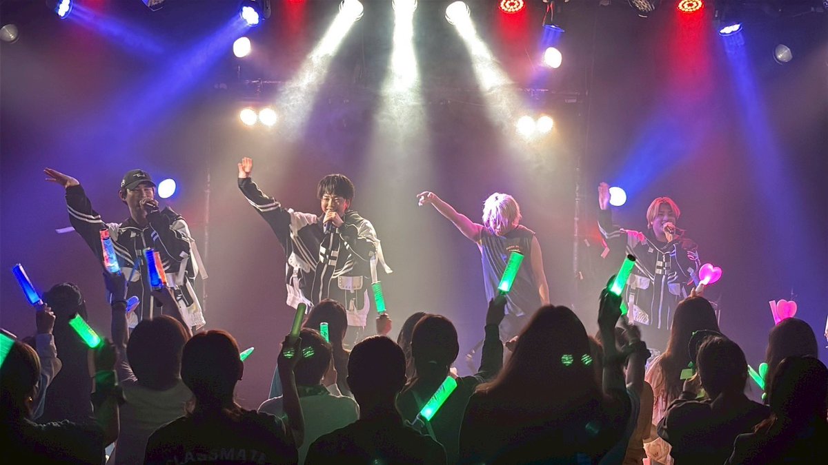 おはようございます‼️
6/10のワンマンライブまで残り5日！！

僕らのライブでは、
新たな仲間ができたり、
思いっきりはしゃいで日頃のストレス発散したり、
推しにキュンキュンしたり、
楽しみ方は自由だけど、
あぁー来て良かった‼️明日も頑張ろうって気持ちになってもらうそんなライブにするよ！！