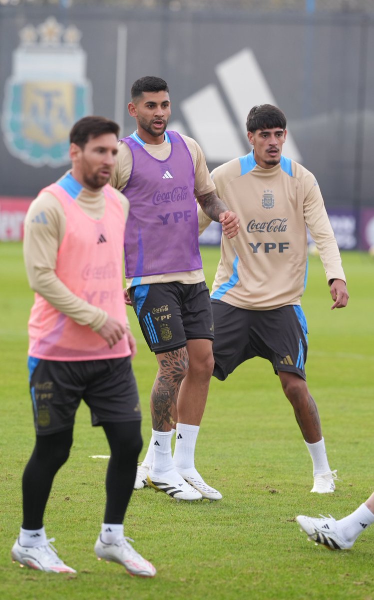 AAAAAAAAAAAAAAA ES DEMASIADO CAB DE SELECCIÓN