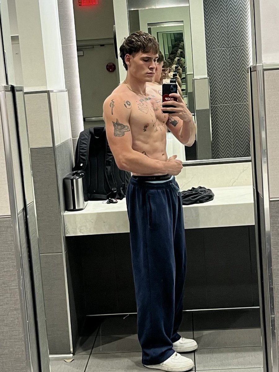 Ur such a loser lol 🤣