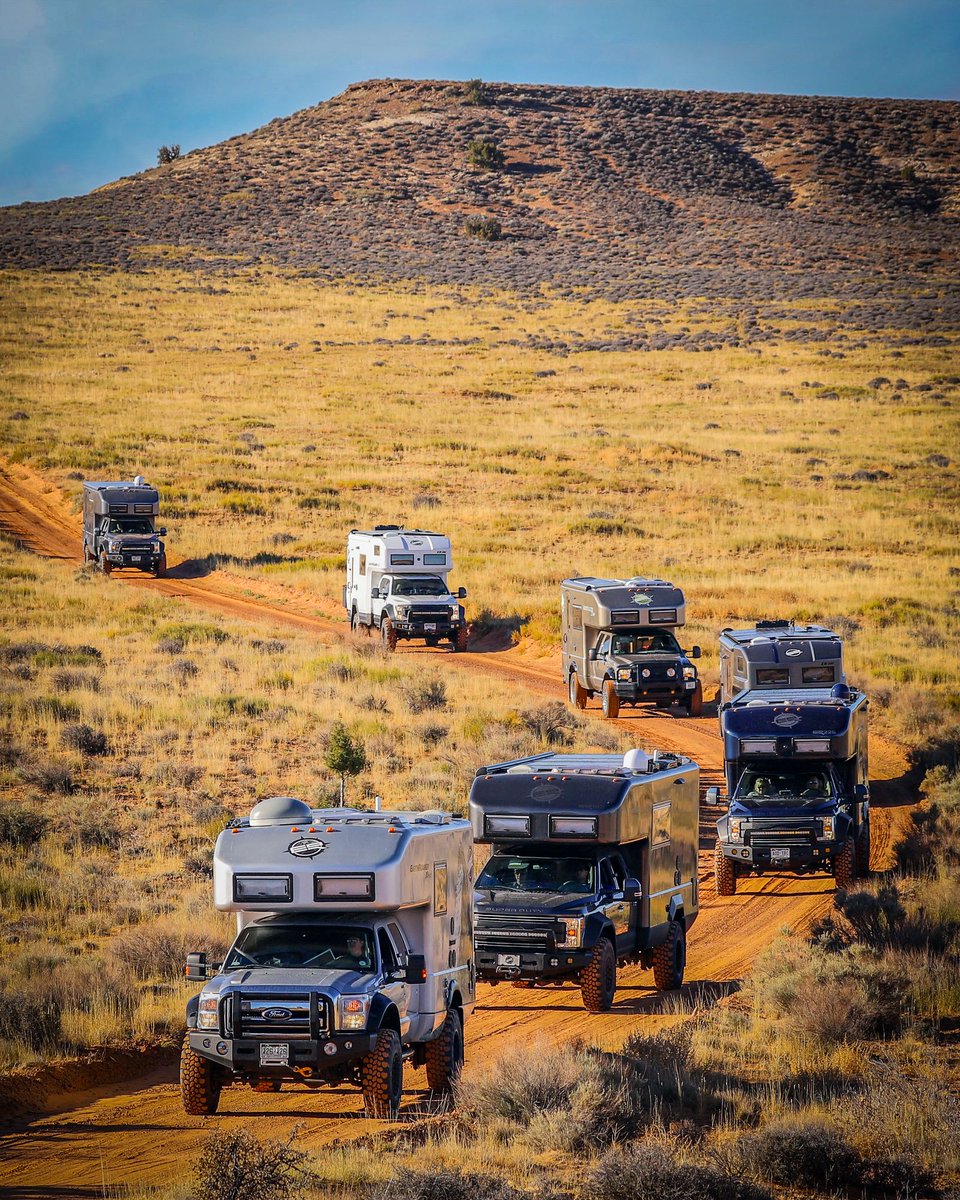 A convoy like no other.
Different builds. Different stories. One shared purpose: getting farther from the noise and closer to what matters. #earthroamer