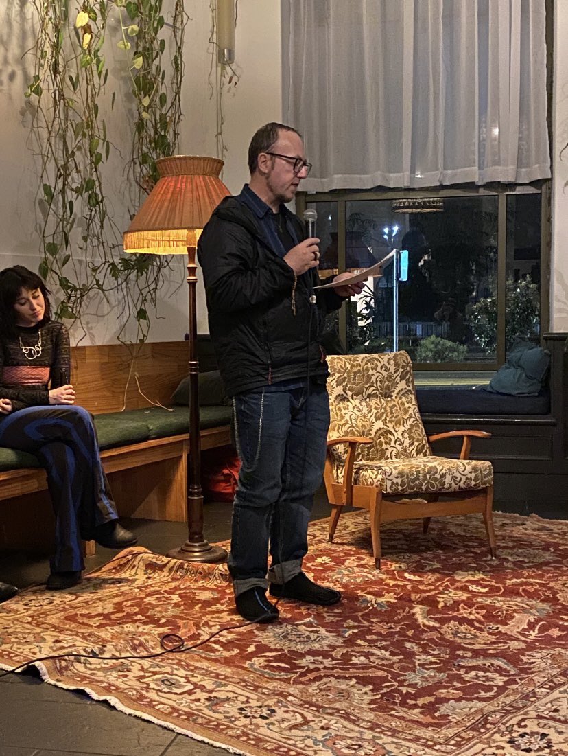 Poetry in Motion 😸