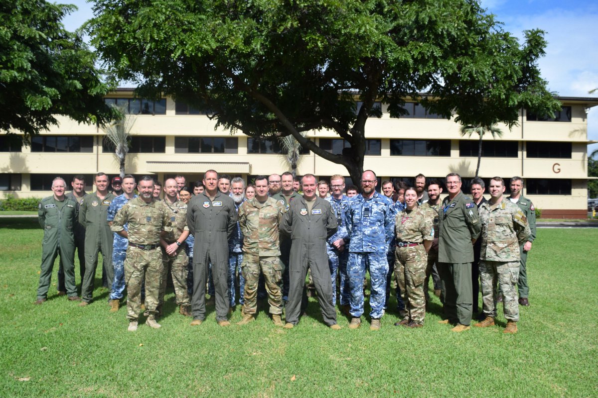 PACAF's tweet image. 🇺🇸🇬🇧🇦🇺🇨🇦 came together in #BambooEagle 25-1 to stress-test joint C2 across 🌍 7.7M sq mi of contested battlespace.

Live-flying, virtual, and constructive ops sharpened deterrence &amp;amp; deepened Five Eyes integration.

#C2ISR #Deterrence #PACAF #AlliesAndPartners #AlwaysReady