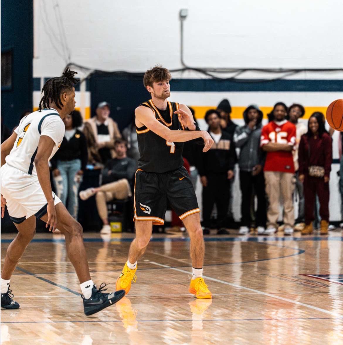 🎉BIRTHDAY🎉

Please help us wish our guy <a href="/KiahKey1/">KiahKey1</a> a happy birthday! Kiah has been a crucial piece to this roster and we are excited to have him back for next year!