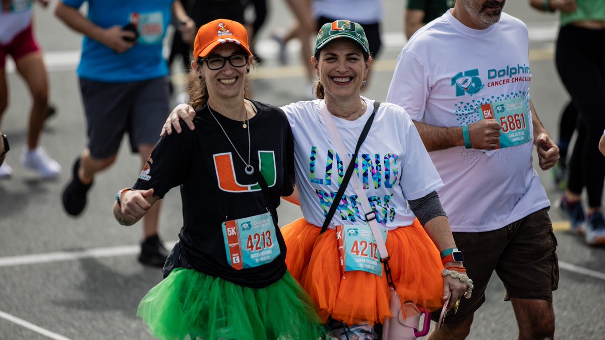 TackleCancer's tweet image. When else can you run a 5k on @HardRockStadium’s campus? Only on DCC Day🤩
Shoutout to our 5kers for running with us for the fight against cancer #WorldRunningDay