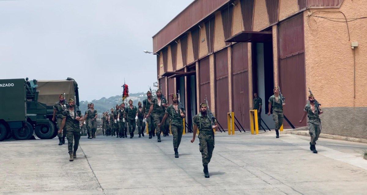 El Tercio ‘Gran Capitán’, 1º de la Legión, afina cada paso en los ensayos para el #DIFAS25 que tendrá lugar este 8 de junio en Melilla, donde desfilará junto al resto de unidades de la COMGEMEL en honor a nuestras Fuerzas Armadas
¡NUESTRA DEFENSA COMPROMISO DE TODOS!
<a href="/COMGEMEL_ET/">Comandancia General de Melilla</a>