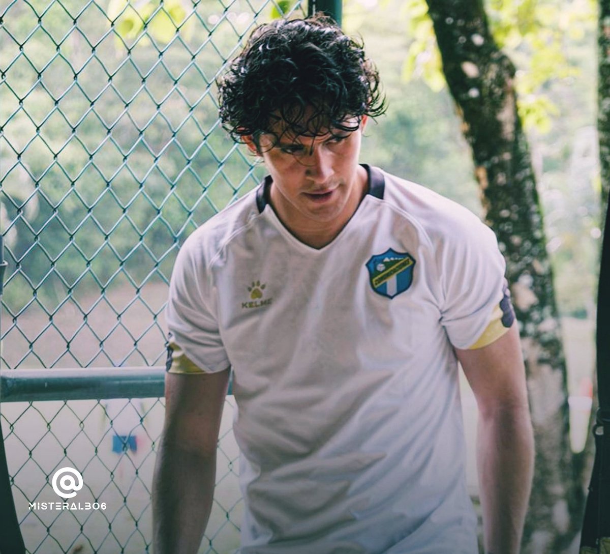 Tiene contrato hasta el 2,026, ya entrena con normalidad. ¿Tendrá revancha o se irá como un fracasado?