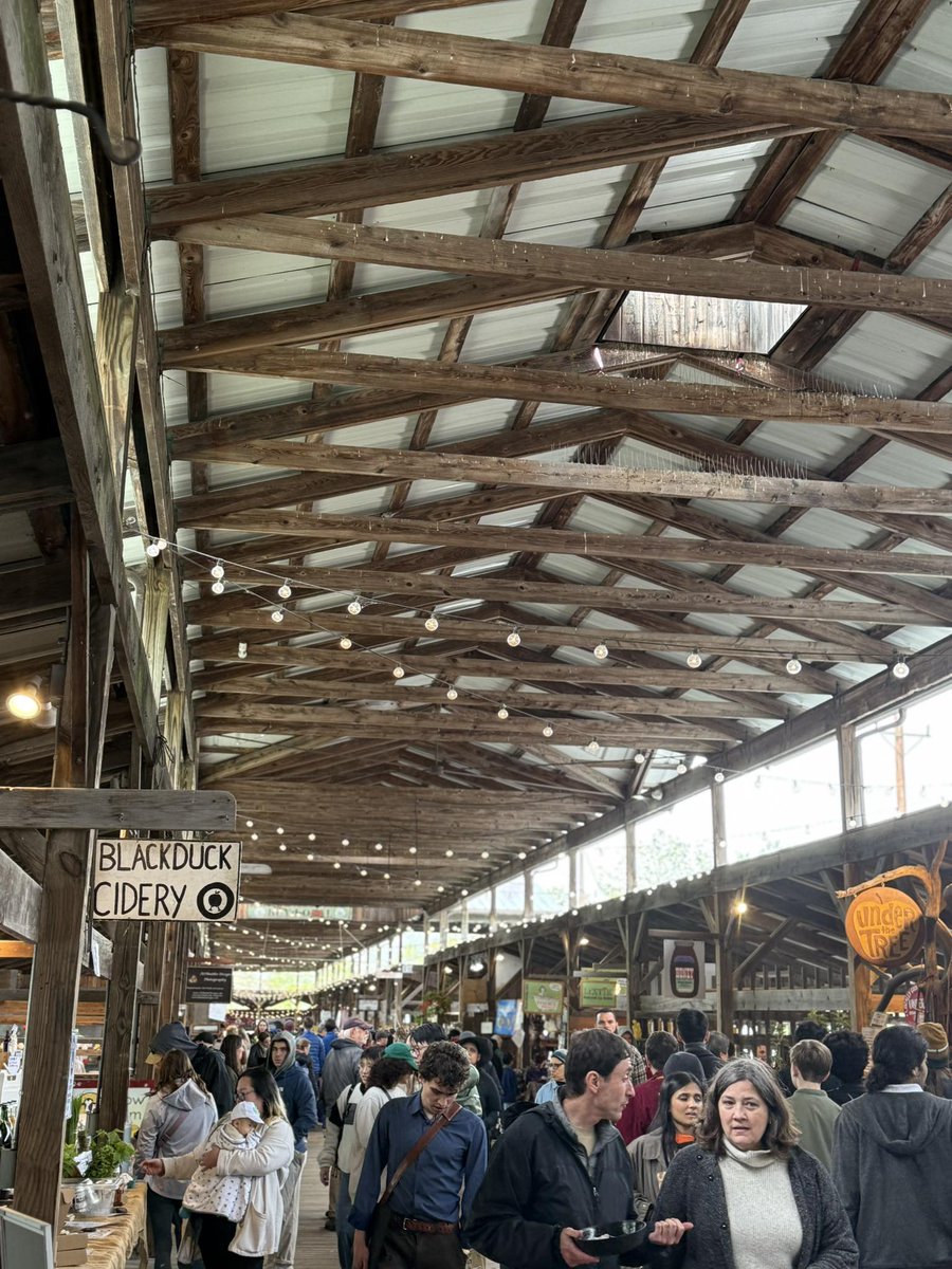 We’re in the homestretch, voting closes June 5th (tomorrow!) If you love the market please vote for us In Newsweeks Best Farmers Market Readers Choice Awards . 🤗Super easy, no personal information required. Thank you!!

newsweek.com/readerschoice/…