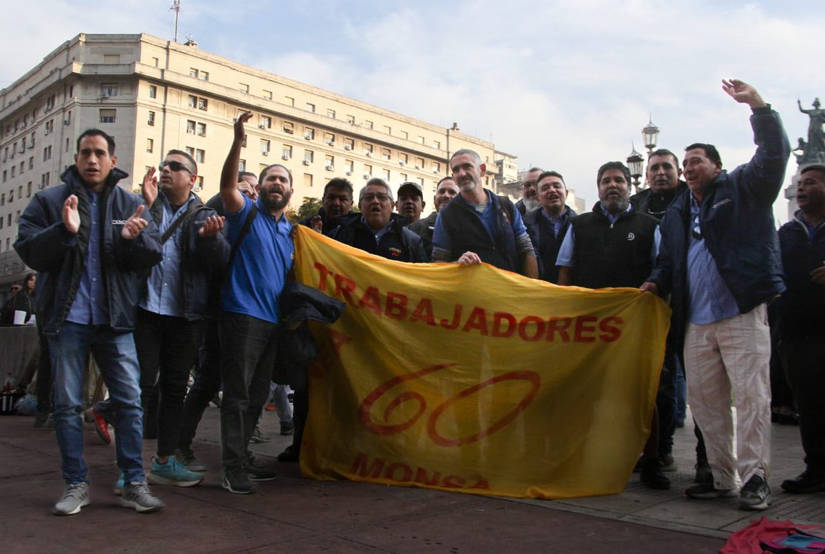 Crecen los reclamos, crece la unidad en las calles