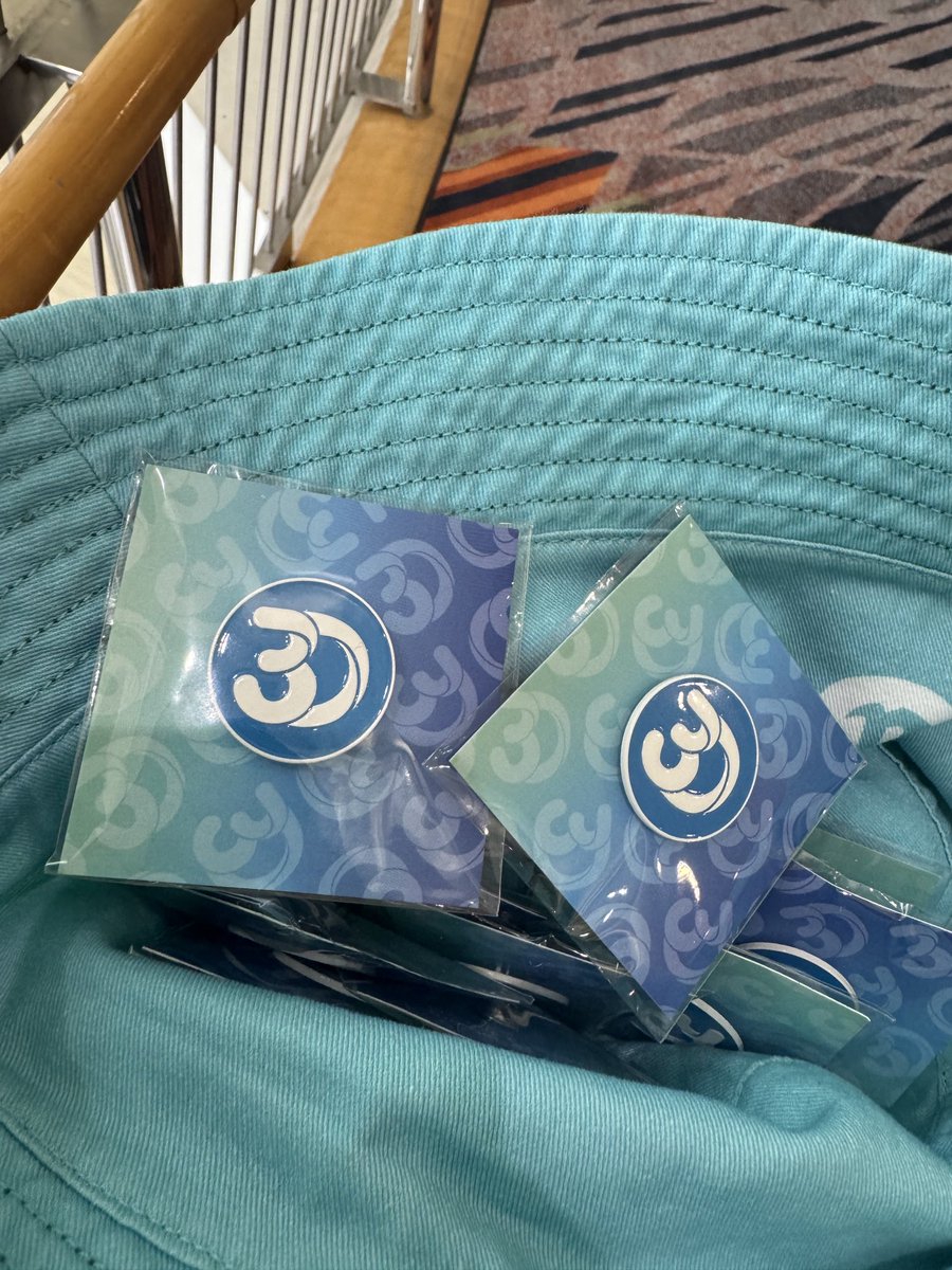 Come find us at #unrealfest for 3d lab pins and stickers ✨