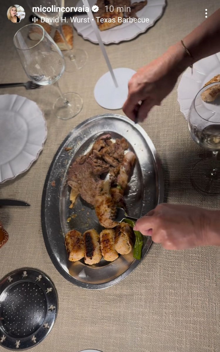 ors_lu76881's tweet photo. Una cena davvero Invitante cara Micol 🤤🤤🤤🔝🥰🥰🥰#incorvassi https://t.co/VTQy8qO68B