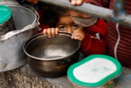 janfrysa's tweet image. Brave #Storting representatives dare to impose sanctions on #Russia. In Russia, starving people are not shot while standing in a food line, or children in refugee camps are burned alive.