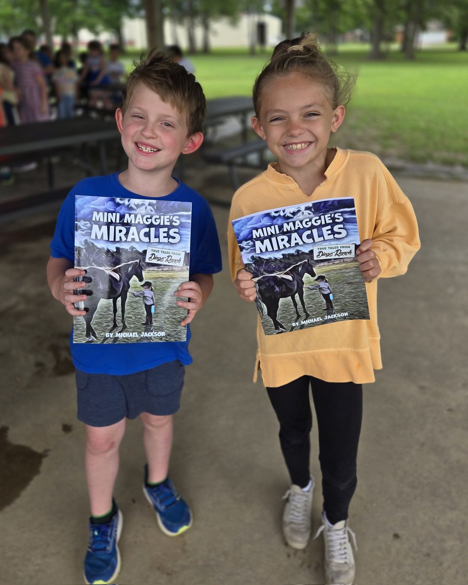 Diegoranchinc's tweet image. Don't forget we have a #1 book for children and adults on Amazon. June 26, we will be on the local KAIT news for our book. All proceeds go towards healing children and veterans at Diego Ranch. a.co/d/3kqYTIF