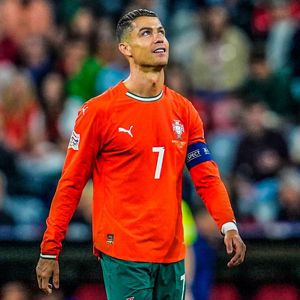 Cristiano Ronaldo has 137 goals in 220 appearances for Portugal. 40-years-old and he is still scoring. 🇵🇹👑