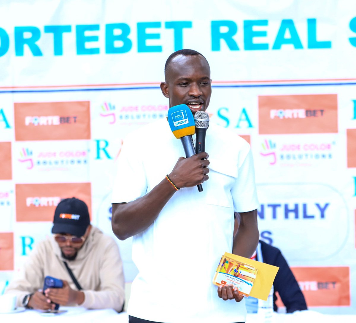 AwardsReal's tweet image. Football | From the Nominees, @KCCAFC striker Emmanuel Anyama was voted as our best for the month of May, 2025.
@fortebet_uganda | @jude_color | #RealAwards