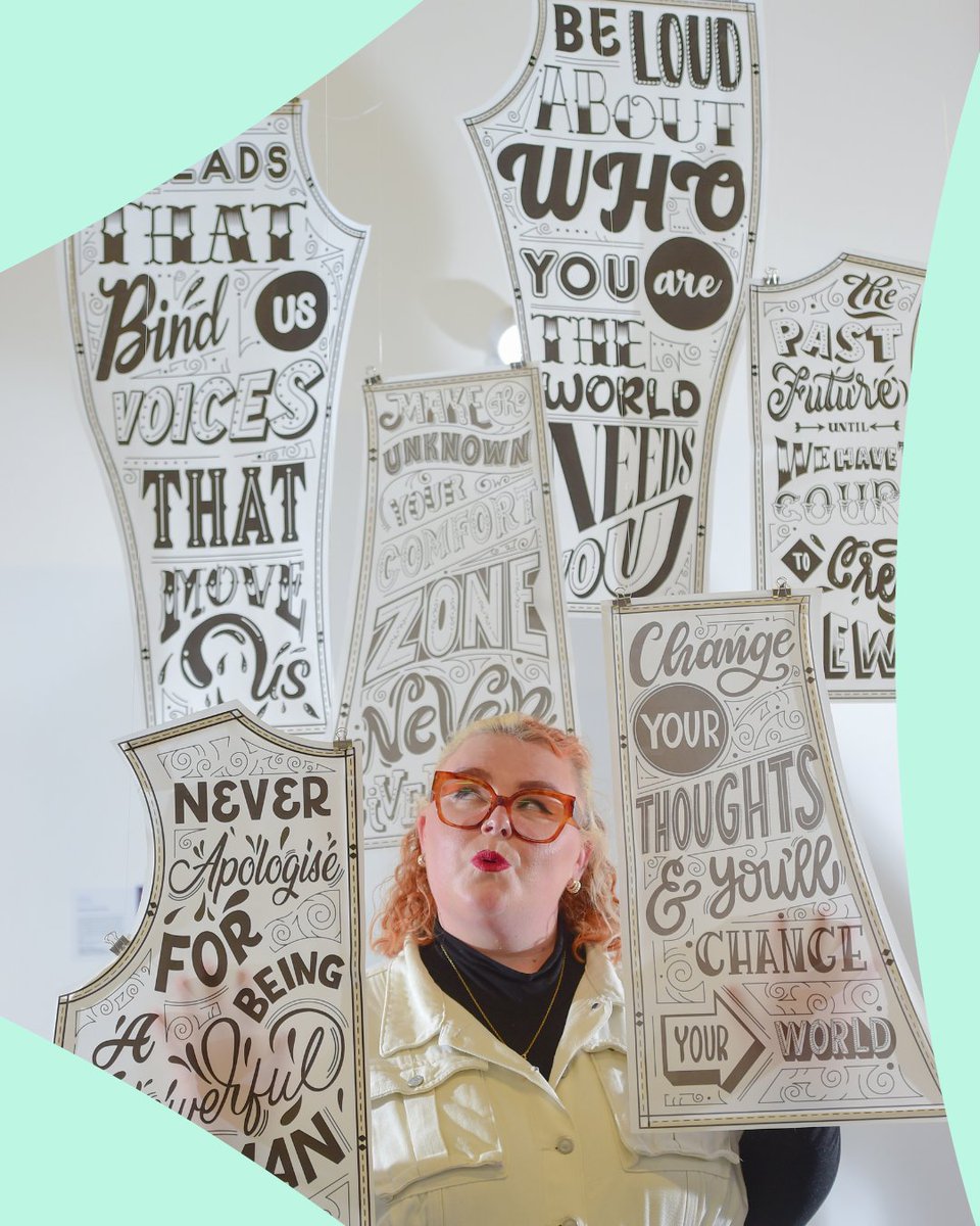 UniofStaffs's tweet image. An inspiring start to #GradExDegreeShow! 

Our final-year student showcase opened last Friday, with awards, guest judges &amp;amp; a visit from the Lord Mayor of Stoke-on-Trent.

On until Sat 7 June – including Open Day. See what’s possible @UniofStaffs: staffs.ac.uk/gradex
