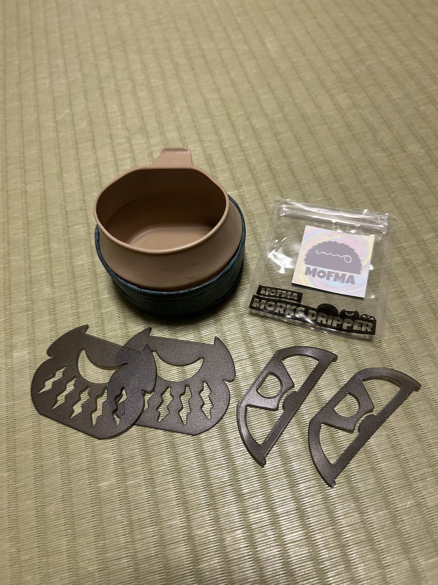 sottyobi's tweet photo. 軽くて良き。
#morks-dripper
#コーヒードリッパー
#ドリップパック用スタンド
#フォールダーカップ
#コジー https://t.co/y0uiC4d3b5