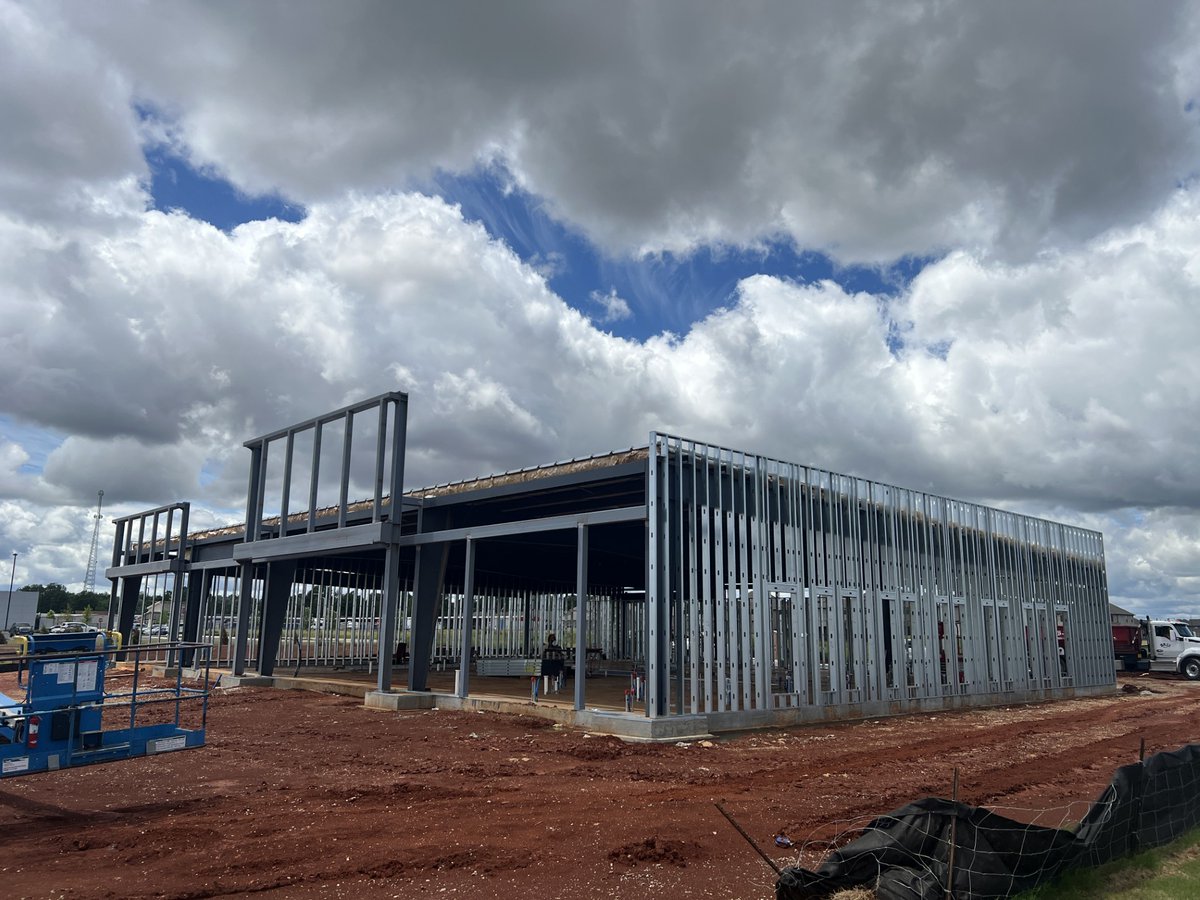 🚨Check it out!🚨

Hazel Green Dental is moving right along and taking shape fast! The steel framework is up and the roof has been installed. Our team is hard at work on the metal stud framing for the walls!

 #commercialconstruction #WeBuildExcellence #brindleyconstruction