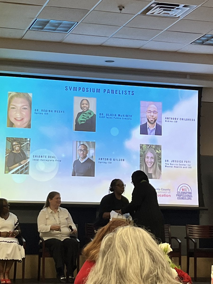 Clara Gerard tweet media