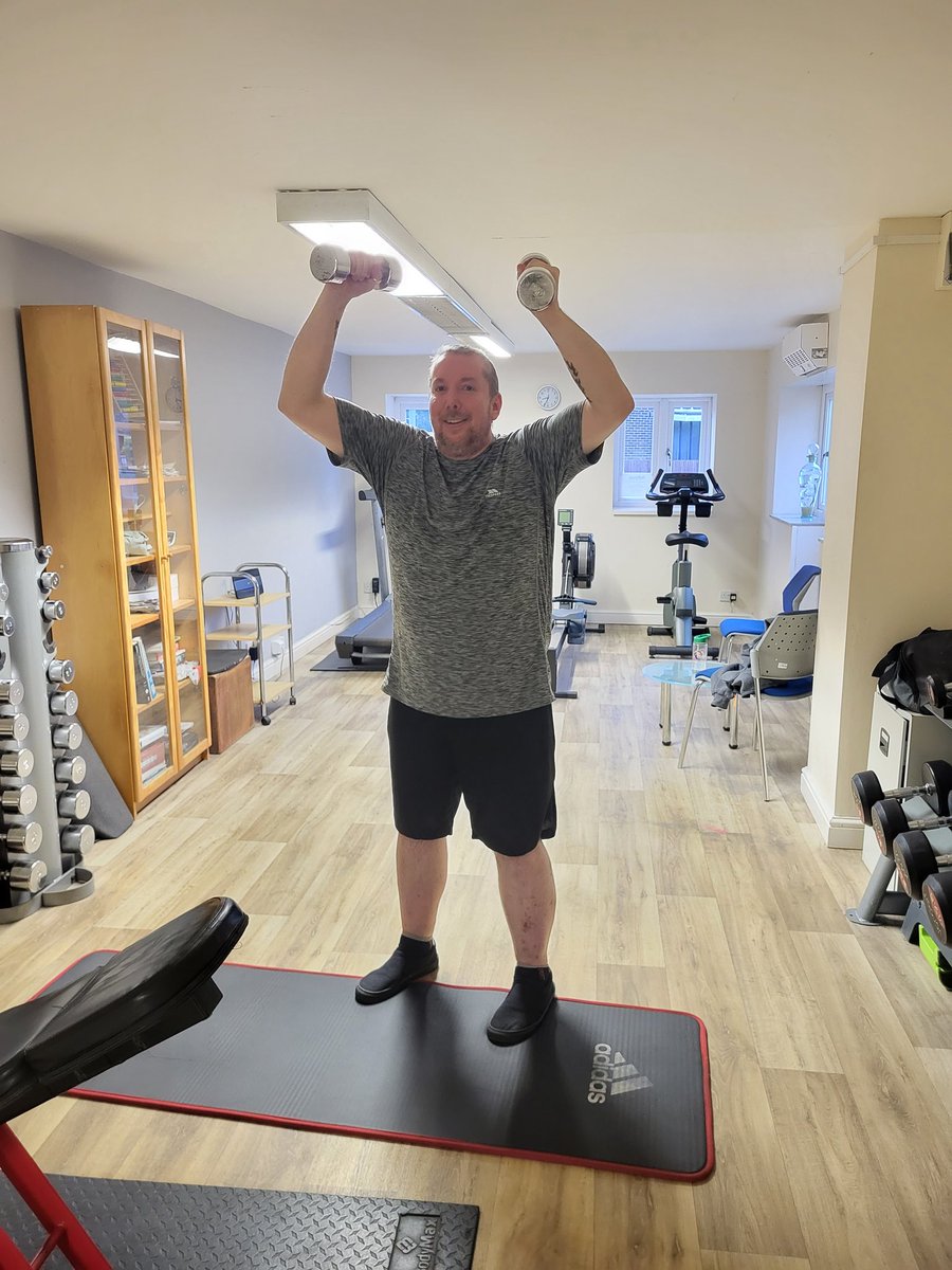 Personal Trainer time 😓 Making progress 💪