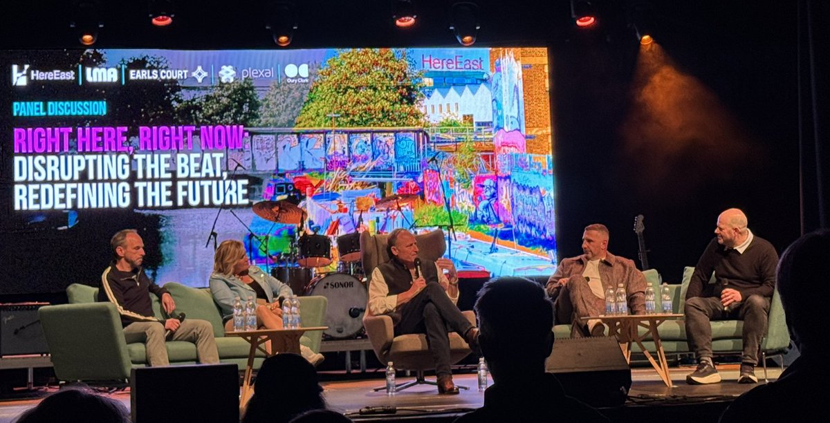 Thanks to <a href="/GavinJPoole/">Gavin Poole</a> <a href="/HereEast/">Here East</a> <a href="/sxswlndn/">sxswlondon</a> for a fab evening. So much innovation &amp; creativity on display - inspiring &amp; energising #itallstartshere